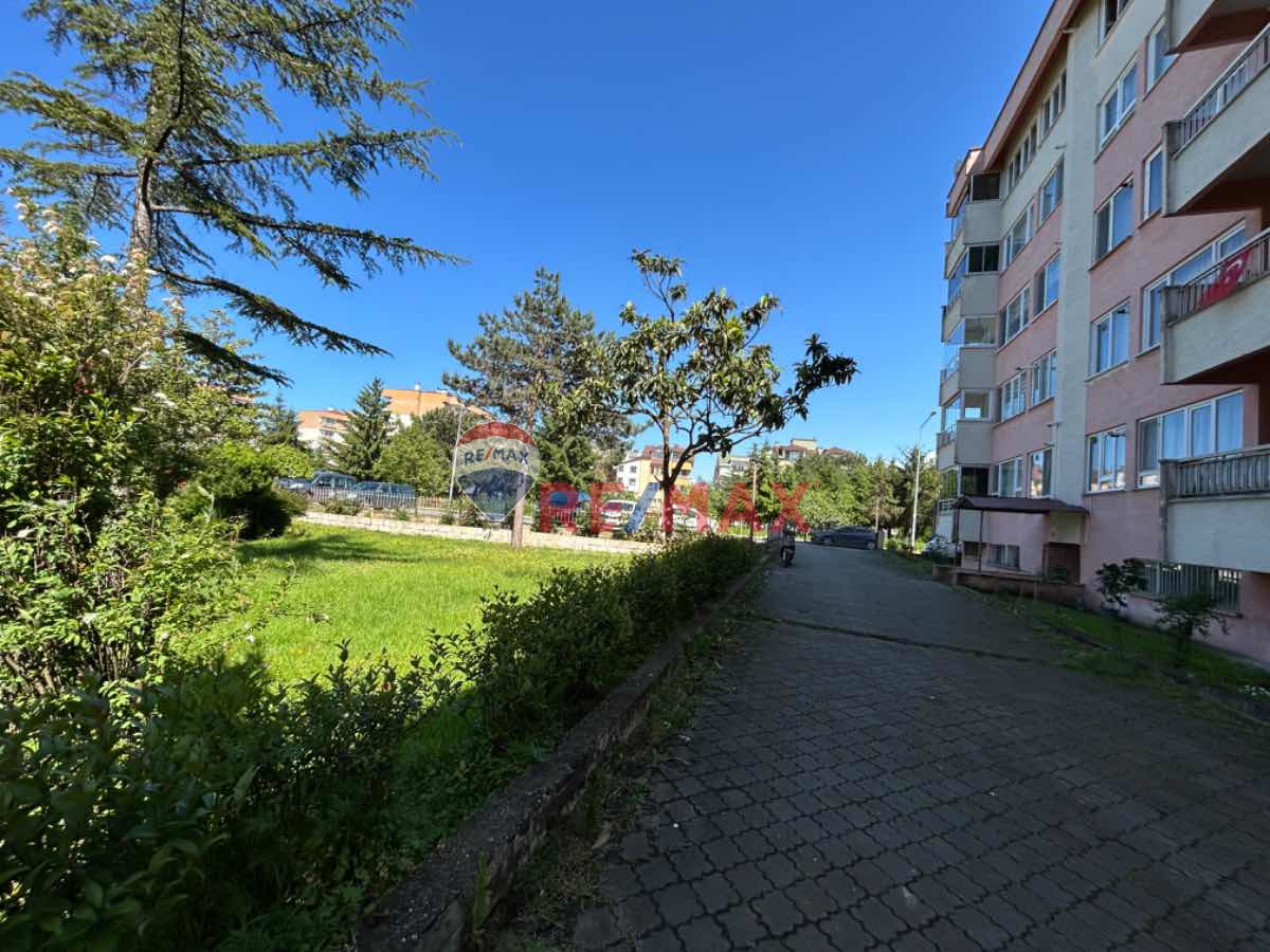 RE/MAX YALI AKYAZI MAH. ARA KAT 3+1 KİRALIK DAİRE