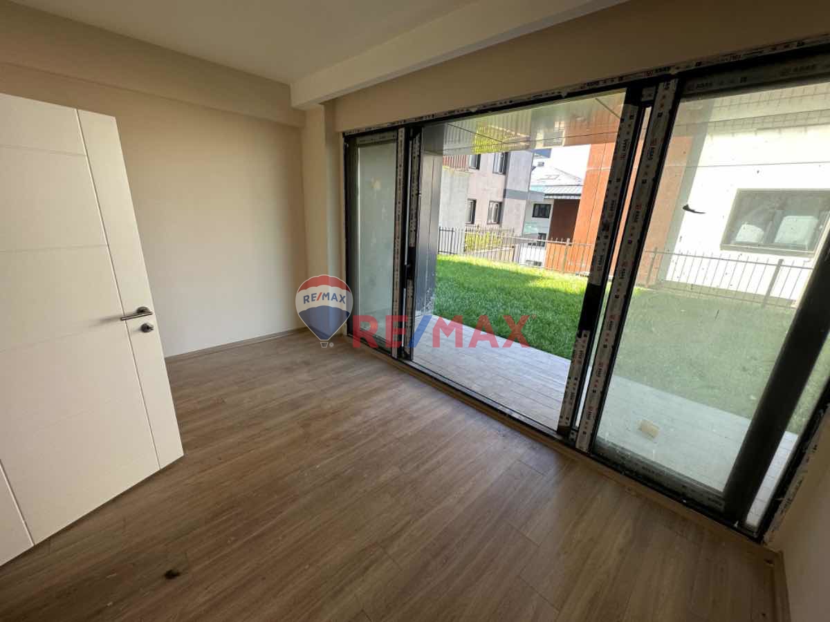 ÇENGELKÖY SİTE İÇİ ÖZEL BAHÇELİ SATILIK DUBLEKS DAİRE