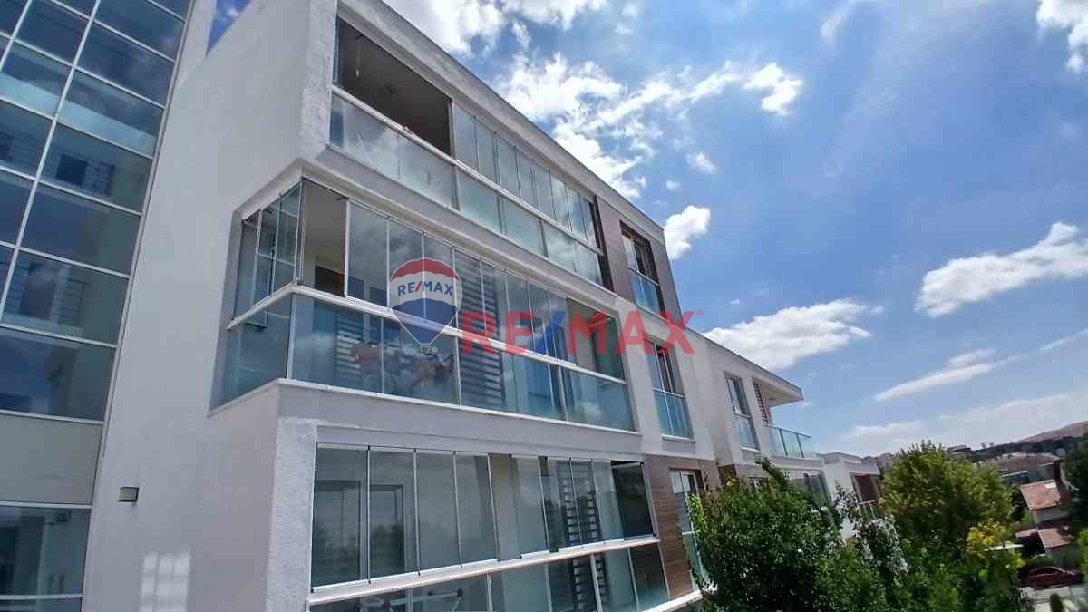 PARK CADDESİ PERGE DURU KONUTLARI 4+1 DAİRE