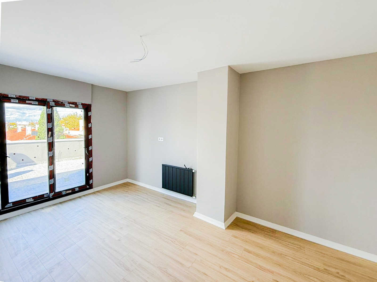 REMAX CAPELLA ÇAMLIK SOKAKTA SATILIK DUBLEKS DAIRE