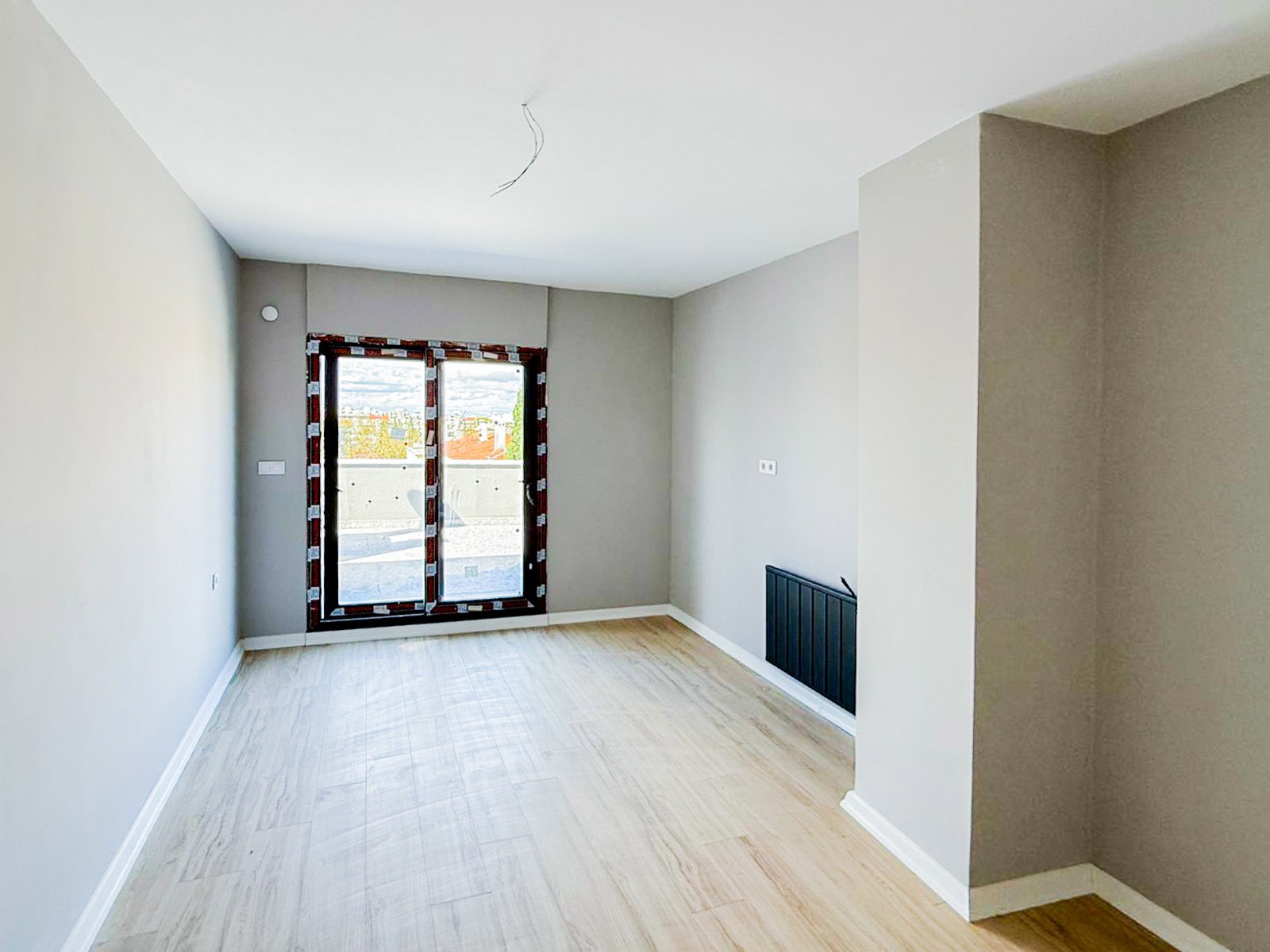 REMAX CAPELLA ÇAMLIK SOKAKTA SATILIK DUBLEKS DAIRE