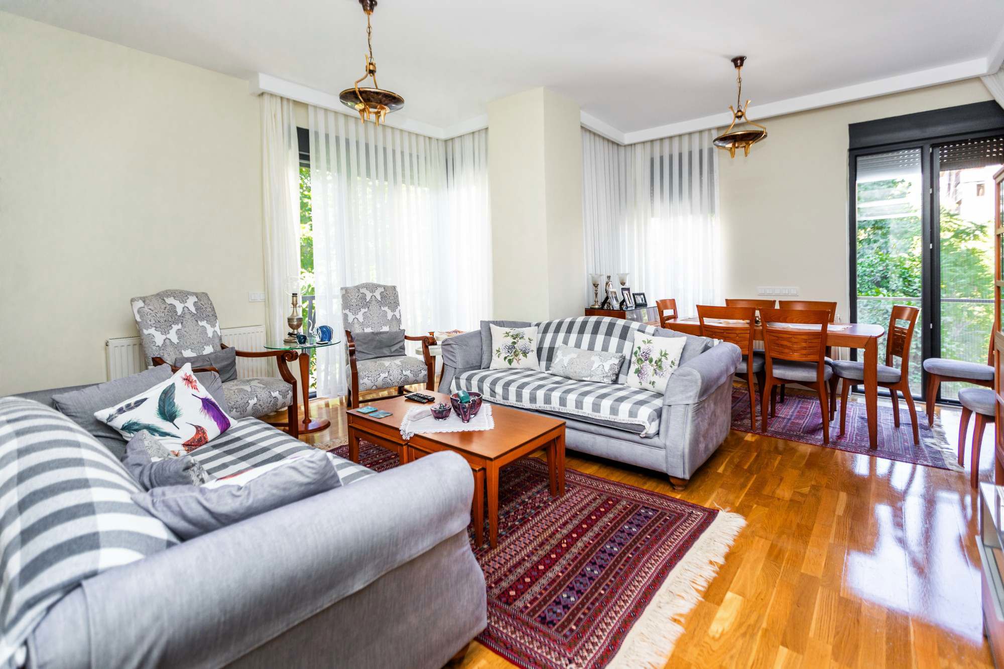 GÖZTEPE ÖZGÜRLÜK PARKI'NA KOMŞU SATILIK 3+1 DAIRE