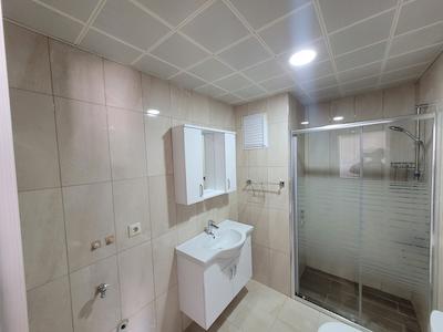 YAŞAM İSTANBUL Fİ LİFE SİTESİ METROBÜSE YAKIN 1+1