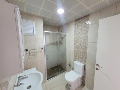 YAŞAM İSTANBUL Fİ LİFE SİTESİ METROBÜSE YAKIN 1+1