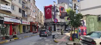 SÖKE-İŞLEK CADDEDE KİRALIK GENİŞ DÜKKAN/MAĞAZA