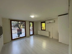 REMAX MODEL DEN ÇAMLIK DA KİRALIK OFİS