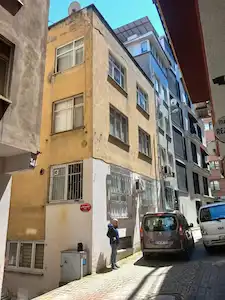 ORTAHISAR KEMERKAYA"DA SATILIK 2+1 DAİRE