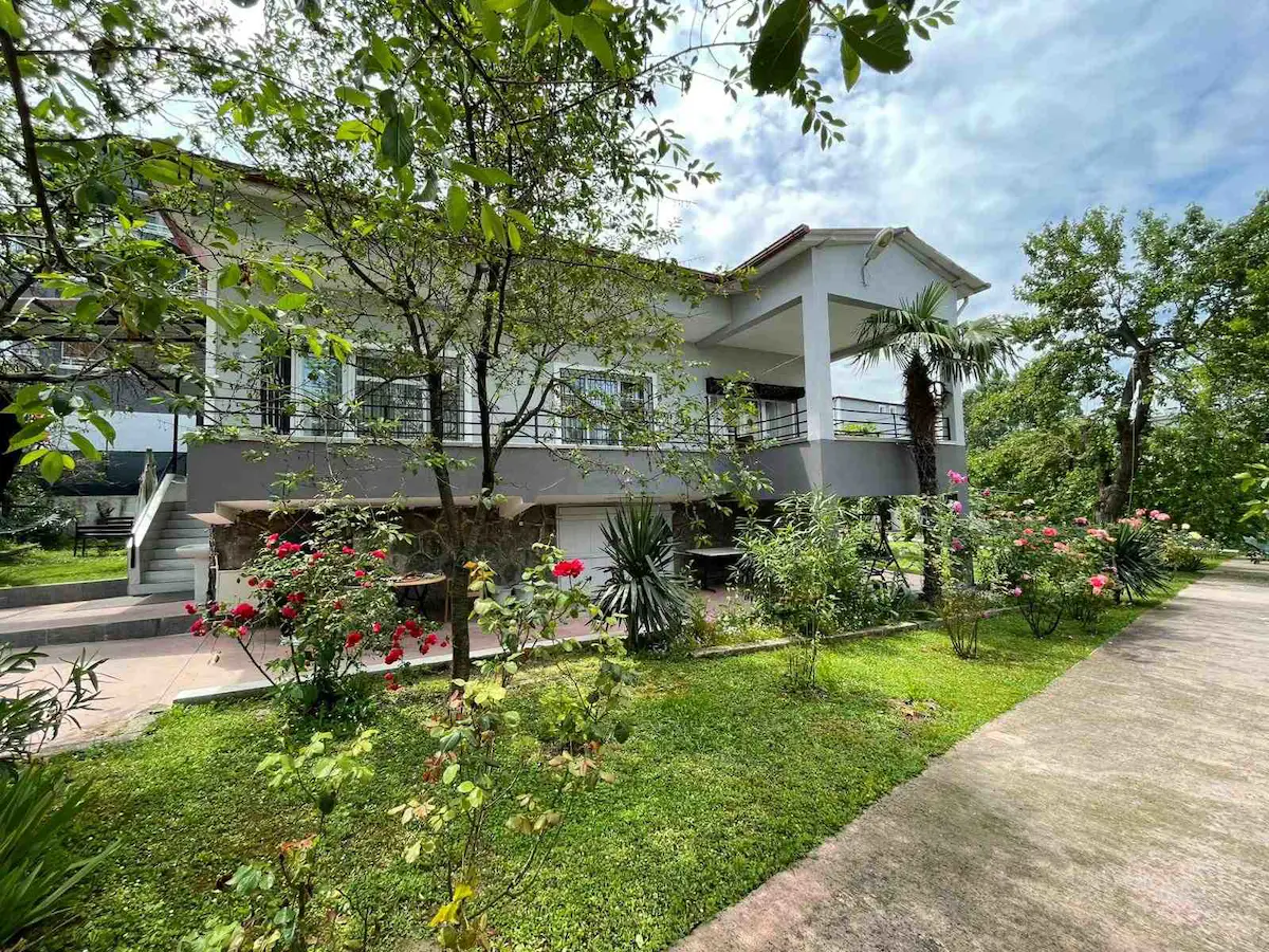 CANIK HASKÖY2DE 1250 M2 ARSA ÜZERINE KURULU MÜSTAKIL EV
