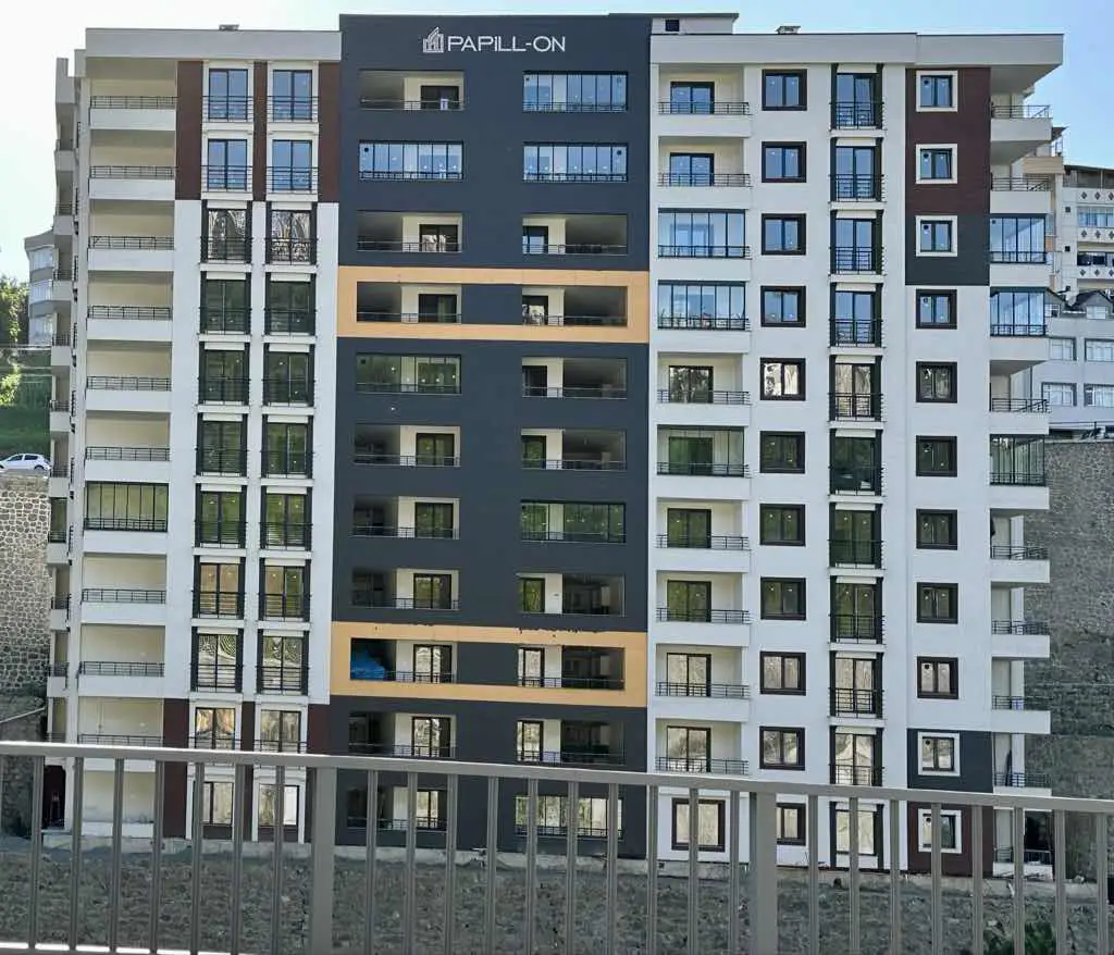 BAHÇECİK MAHALLESİNDE SATILIK 3+1 SIFIR DAİRE!!!