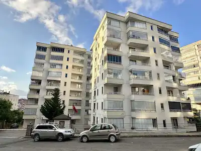 SOĞUKSU AKCİTY 4 SİTESİNDE SATILIK 5.KAT 3+1 DAİRE