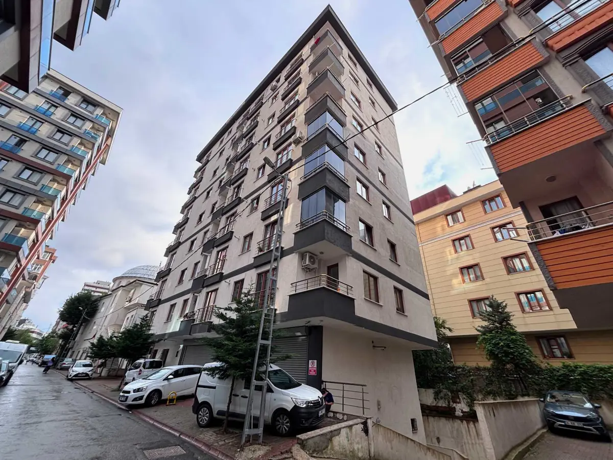 ÜMRANİYE İNKİLAP KİRALIK 2+1 KAPALI MUTFAK-BALKON HASTANE YANI