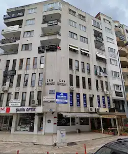 REMAX MODEL DEN SALTAK CADDESİNDE 5+1 KÖŞE KONUMDA SATILIK OFİS