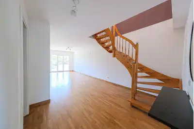 KOÇ ÜNIVERSITESI BÖLGESINDE EMSALSIZ GENIŞLIKTE SATILIK 2+1
