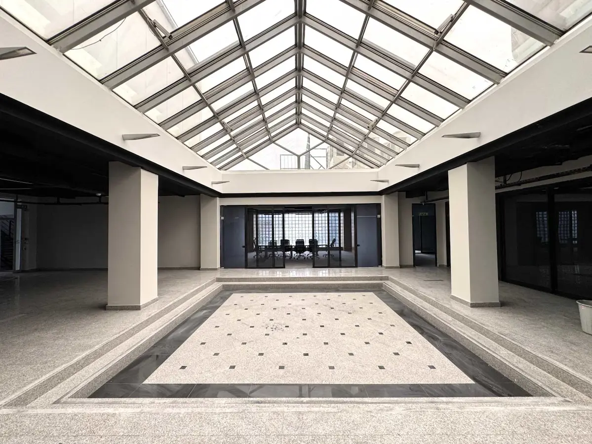 BAĞCILAR MAHMUTBEY'DE KİRALIK OFİS KATLARI