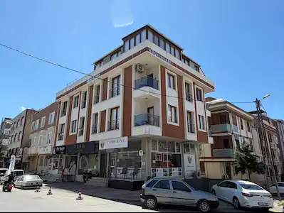 ATAŞEHİR ÖRNEK MERKEZİ KONUMDA 2+1 SATILIK DUBLEKS DAİRE
