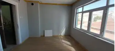 KASIMPAŞA İPLIKÇI FIRIN CADDESI'NDE KIRALIK 1+1 DAIRE 