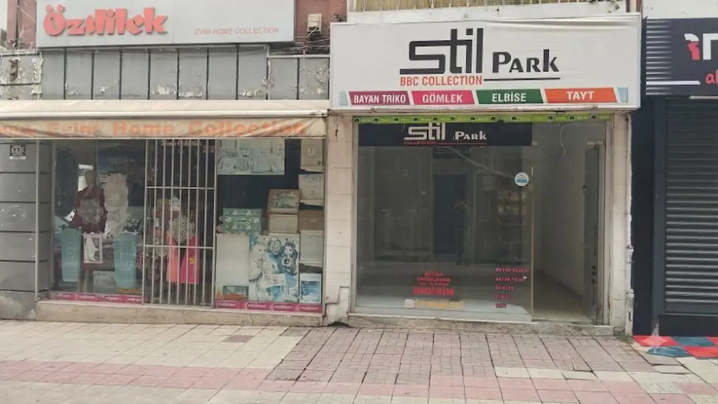 REMAX HAKAN BABAKARDEŞ'TEN | AĞABALİ CADDESI'NDE KIRALIK DÜKKAN