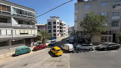 BALÇOVA FEVZİÇAKMAK MAH.ÖNÜ AÇIK FERAH KİRALIK 3+1 JEOTERMAL
