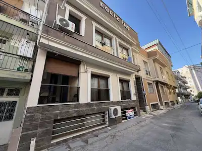 BUCA ATATÜRK MAHALLESİNDE SATILIK 1+1 DAİRE