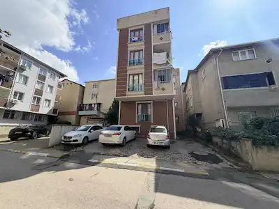 PENDİK AHMETYESEVİDE EMİNEVINE UYGUN SATILIK 2+1 DAİRE