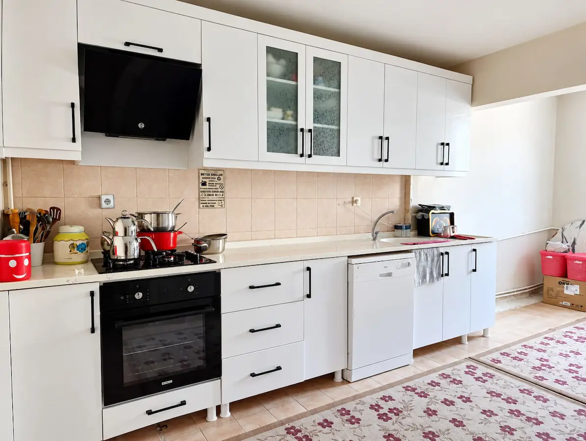 REMAX ARTIS'DEN DADAŞKENT'DE SATILIK 3+1 BODRUM DAIRE