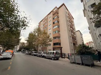 ÜMRANİYE EKŞİOĞLU UĞURKENT’TE 3+1 | 140 M² BRÜT | GÜNEY-DOĞU CEPHE | BALKONLU