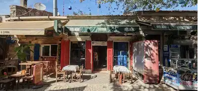 FOÇA’DA DEVREN KİRALIK TAPULU RESTORAN & LOKANTA | ŞÖMİNELİ, LOFT KATLI
