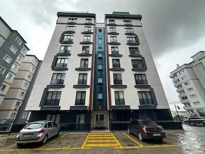 KOCAELİ ÇAYIROVA AKSE MAHALLESİ’NDE
BİRR ŞEHİR 2. ETAP SİTESİNDE SATILIK 2+1 DAİRE