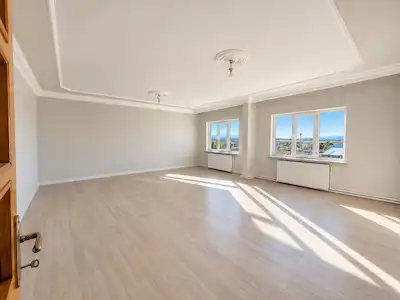 REMAX İLKE'DEN HİLALKENT'İN GİRİŞİNDE 3+1 SATILIK DAİRE