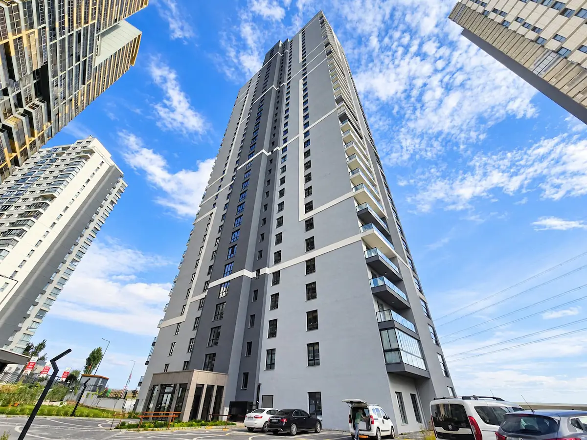 ŞAH İNCEK KULEDE 5+1 | 220 M² | 17. KAT | MOGAN GÖLÜ MANZARALI