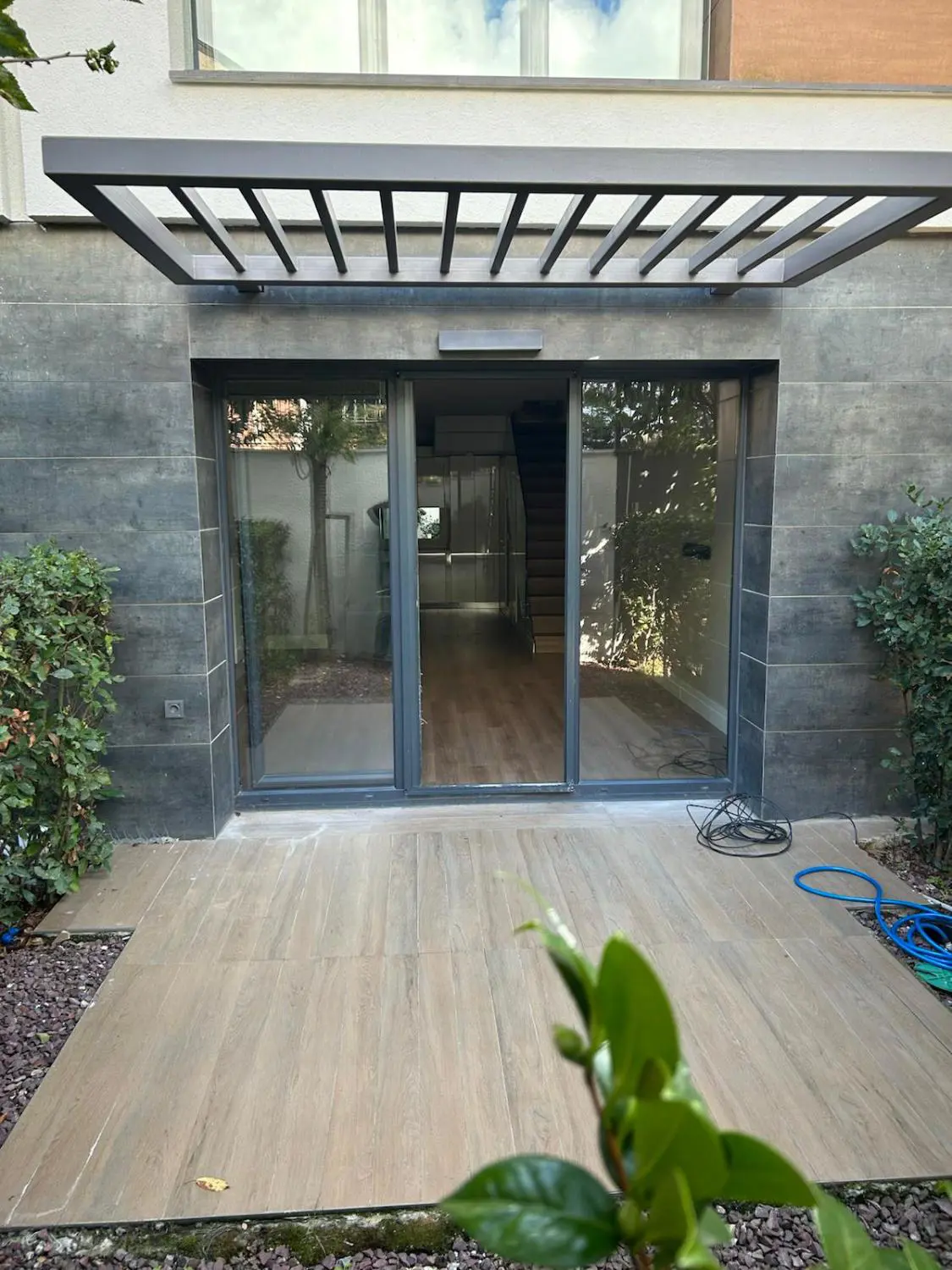 TERRACE HAYAT SİTESİNDE , BAHÇELİ 3+1 TRİPLEKS VİLLA