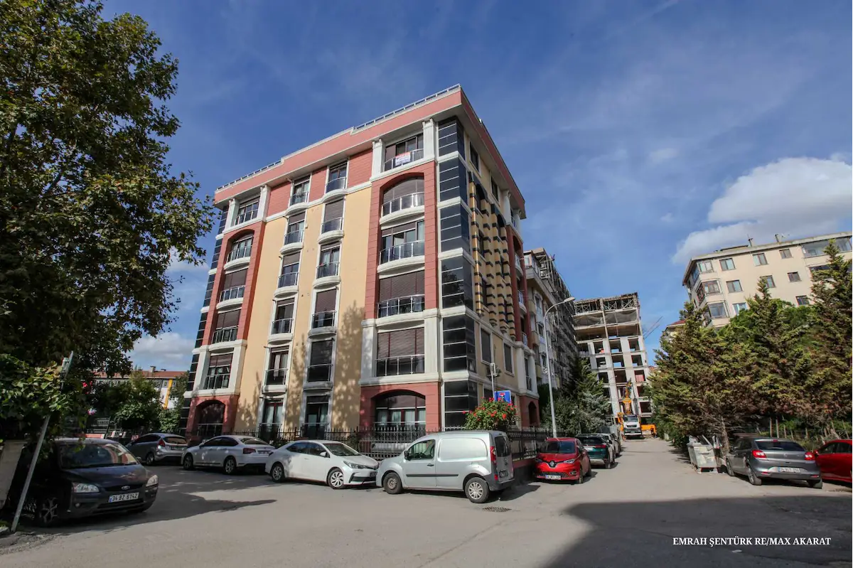 PENDİK DOĞU MAHALLESİ’NDE SATILIK 5+2 ÇATI DUBLEKS DAİRE | 225 M² NET | DENİZ VE MARİNA MANZARALI