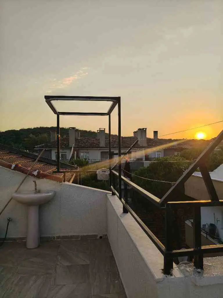 AYVALIK SARIMSAKLI SAHİLE 200 M | 55 M² TERASLI, 2+1 DUBLEKS