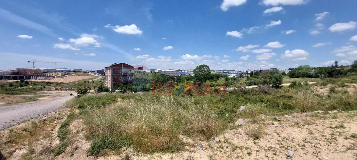 Şekerpınar ticari imarlı arsada satılık hisse