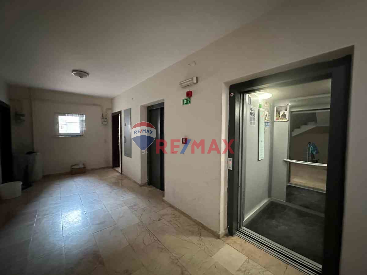 KOCAELİ KÖRFEZKENT 1.ETAP A10 BLOK SATILIK 3+1 BOŞ FIRSAT DAİRE