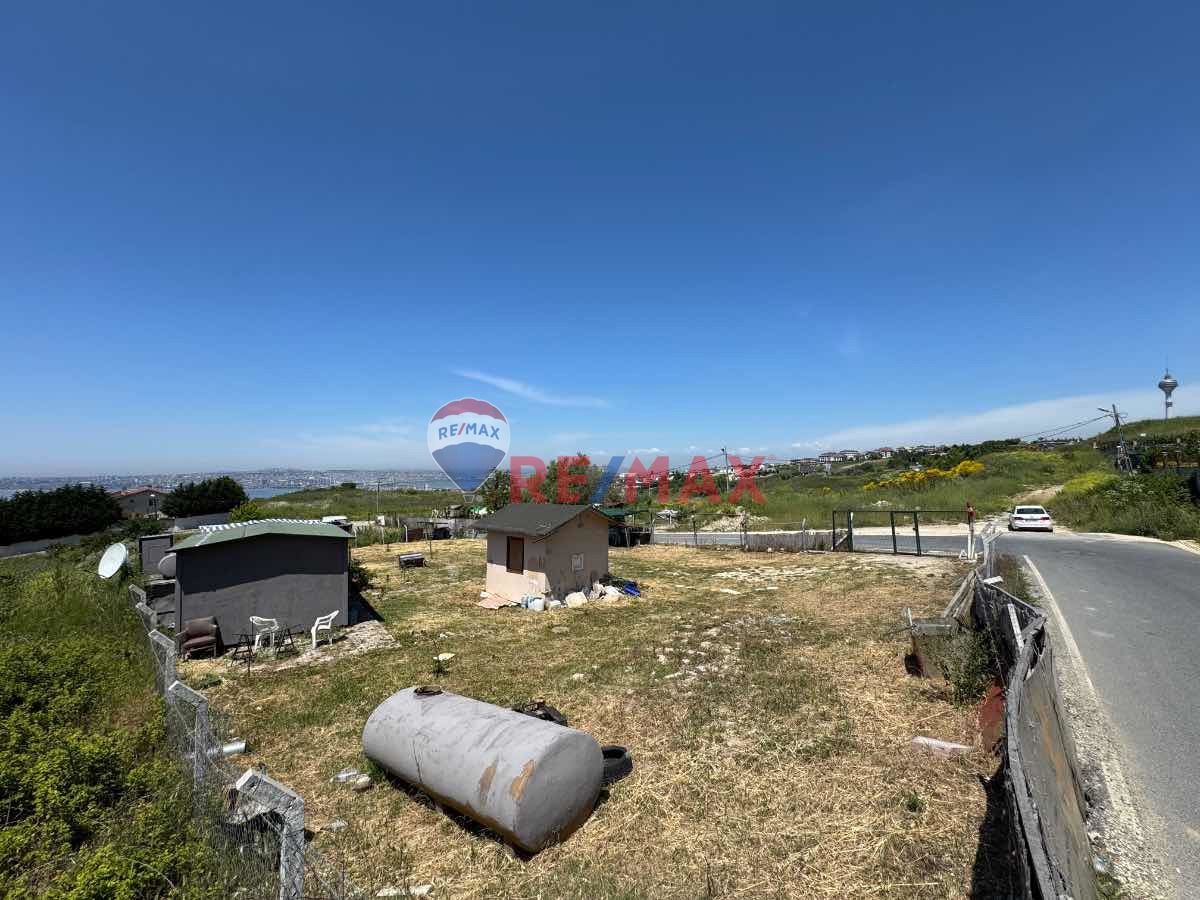 REMAX GELİŞİMDEN BÜYÜKÇEKMECEDE 1137M2 SATILIK ARSA