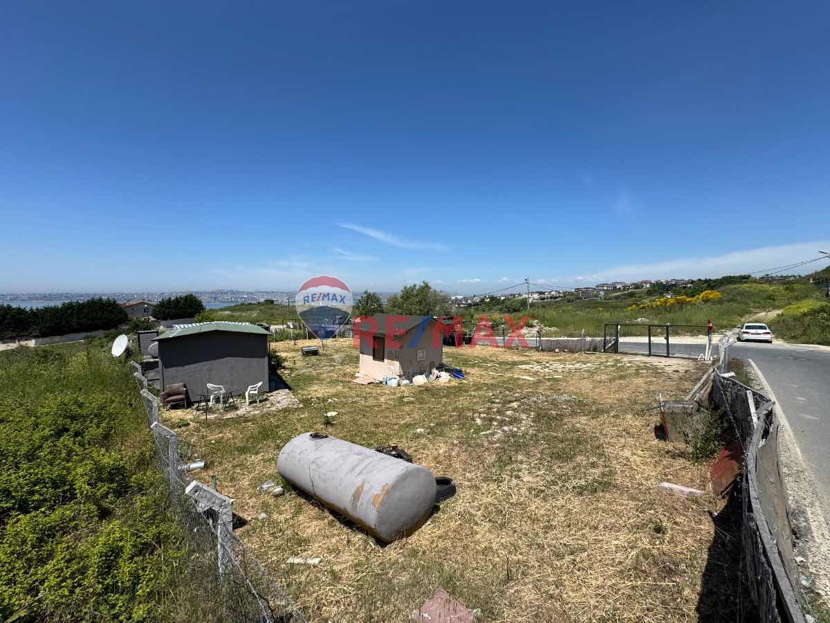 REMAX GELİŞİMDEN BÜYÜKÇEKMECEDE 1137M2 SATILIK ARSA