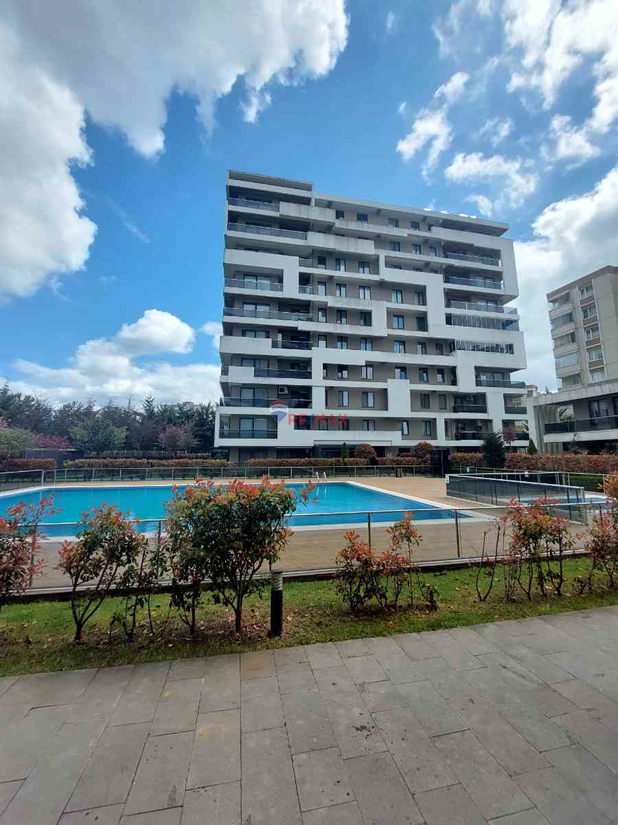 YENİŞEHİR SKY NOVİTA SİTESİNDE GENİŞ FERAH 3+1 KİRALIK DAİRE