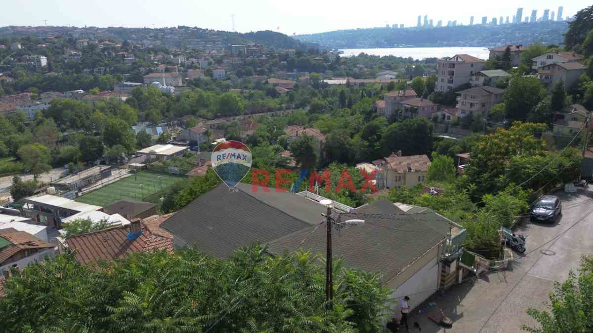 ANADOLU HİSARI’NDA TERASLI, DENİZ MANZARALI 2+1 DAİRE