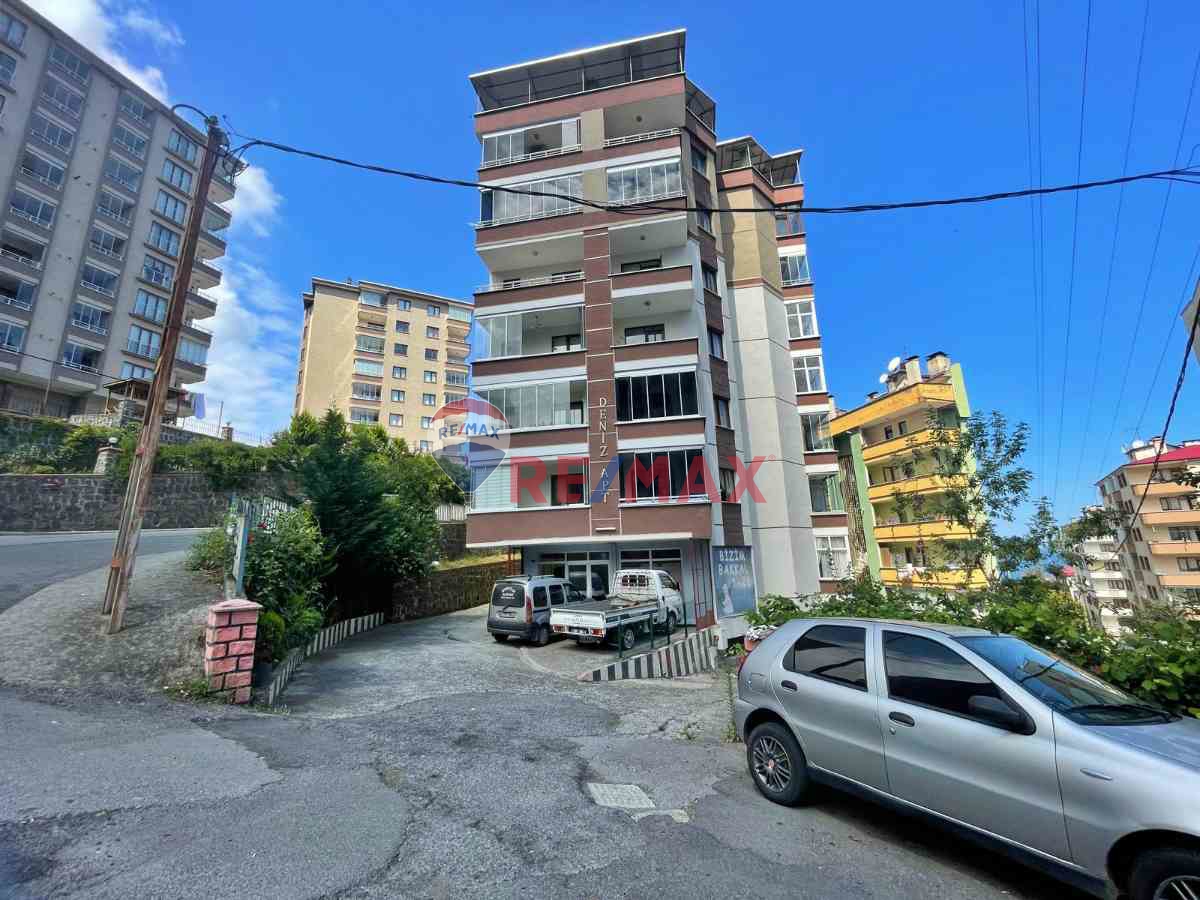 REMAX MEYDAN AYDINLIKEVLER KİRALIK 3+1 DAİRE
