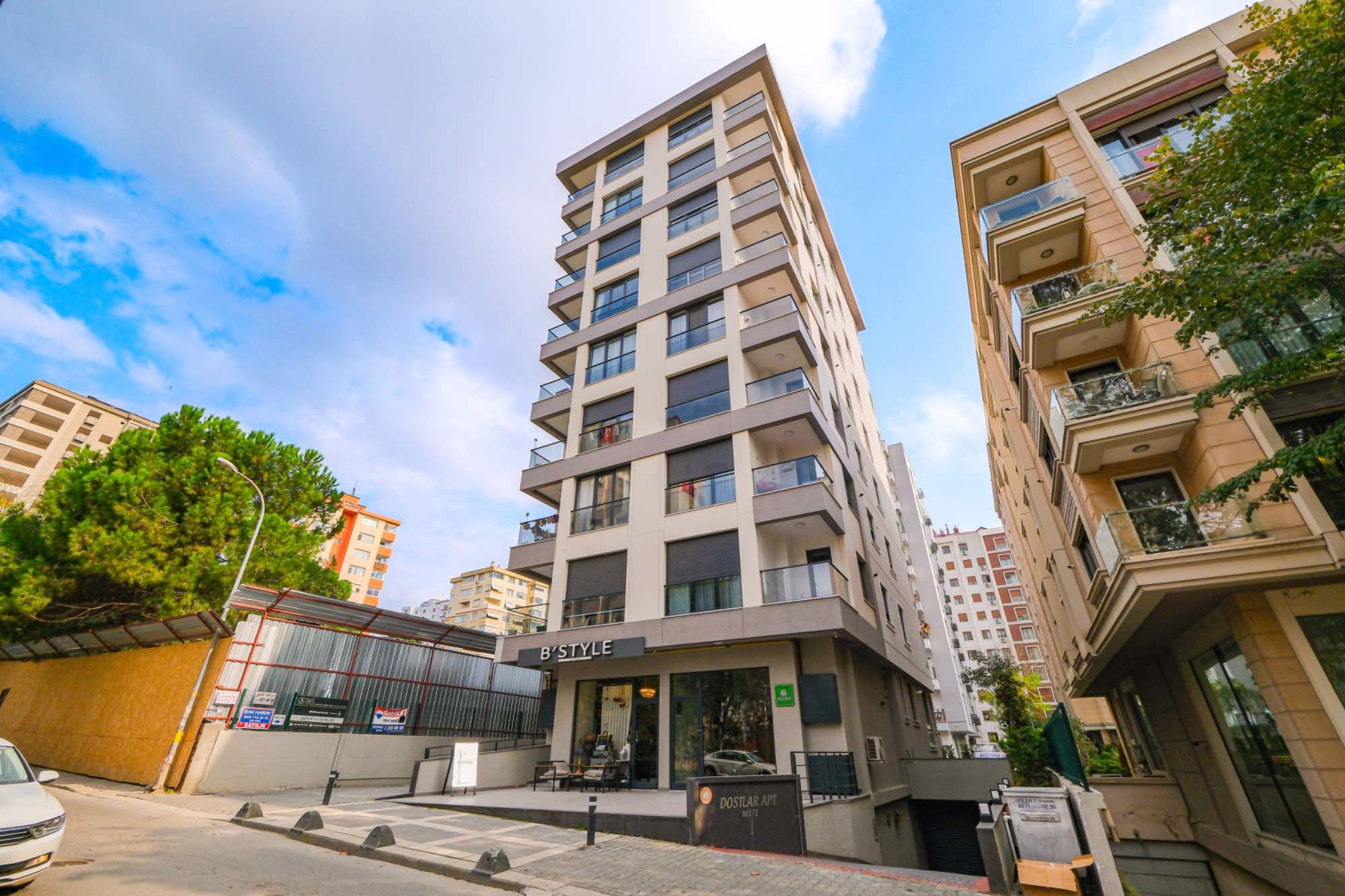 ERENKÖY ÖMER PAŞA SIFIR BALKONLU BOŞ 2+1 SATILIK DAİRE