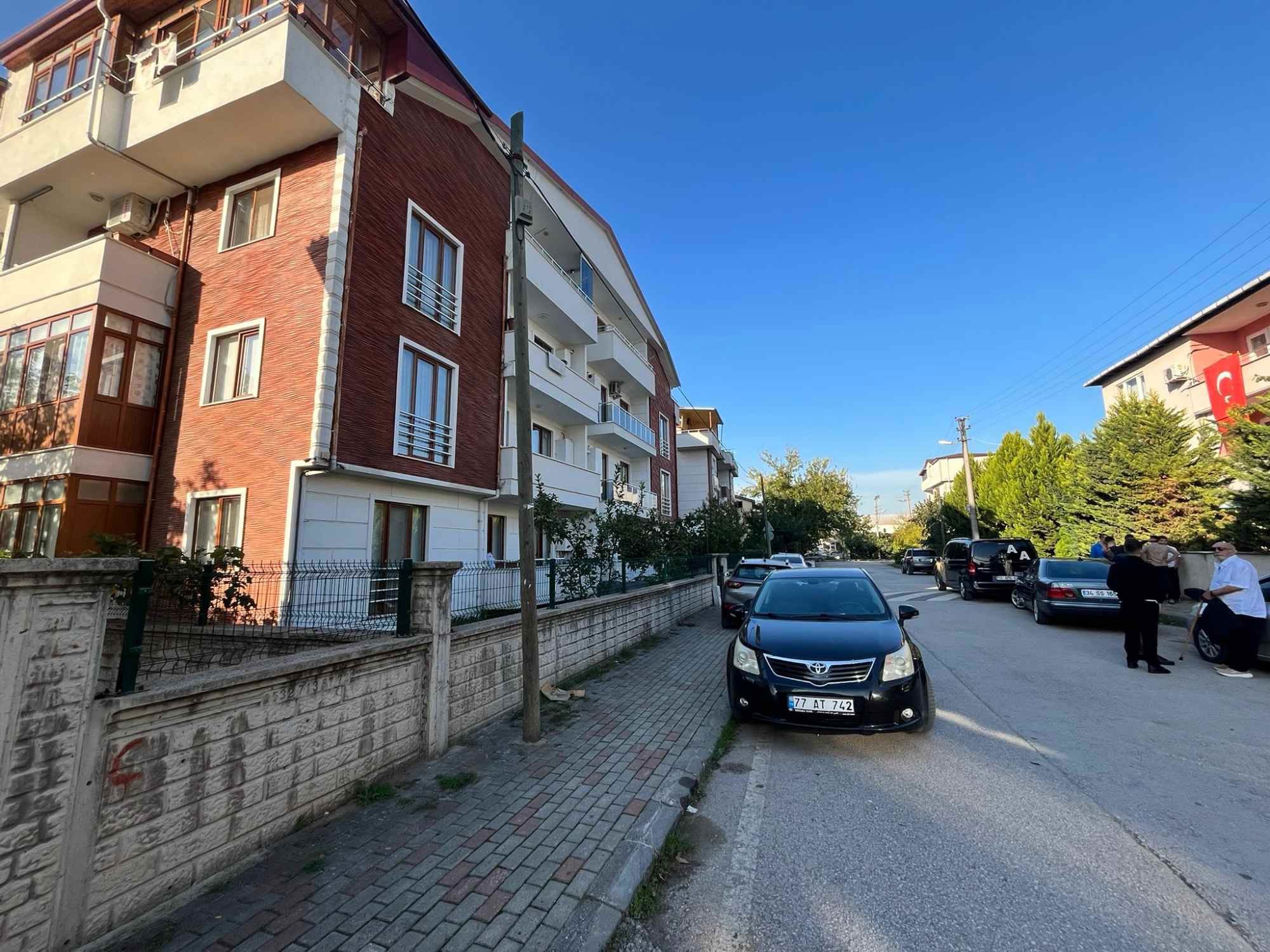 RE/MAX ÇAKRA' DAN ÇIFTLIK MAHALLESI SATILIK FIRSAT YÜKSEK GIRIŞ