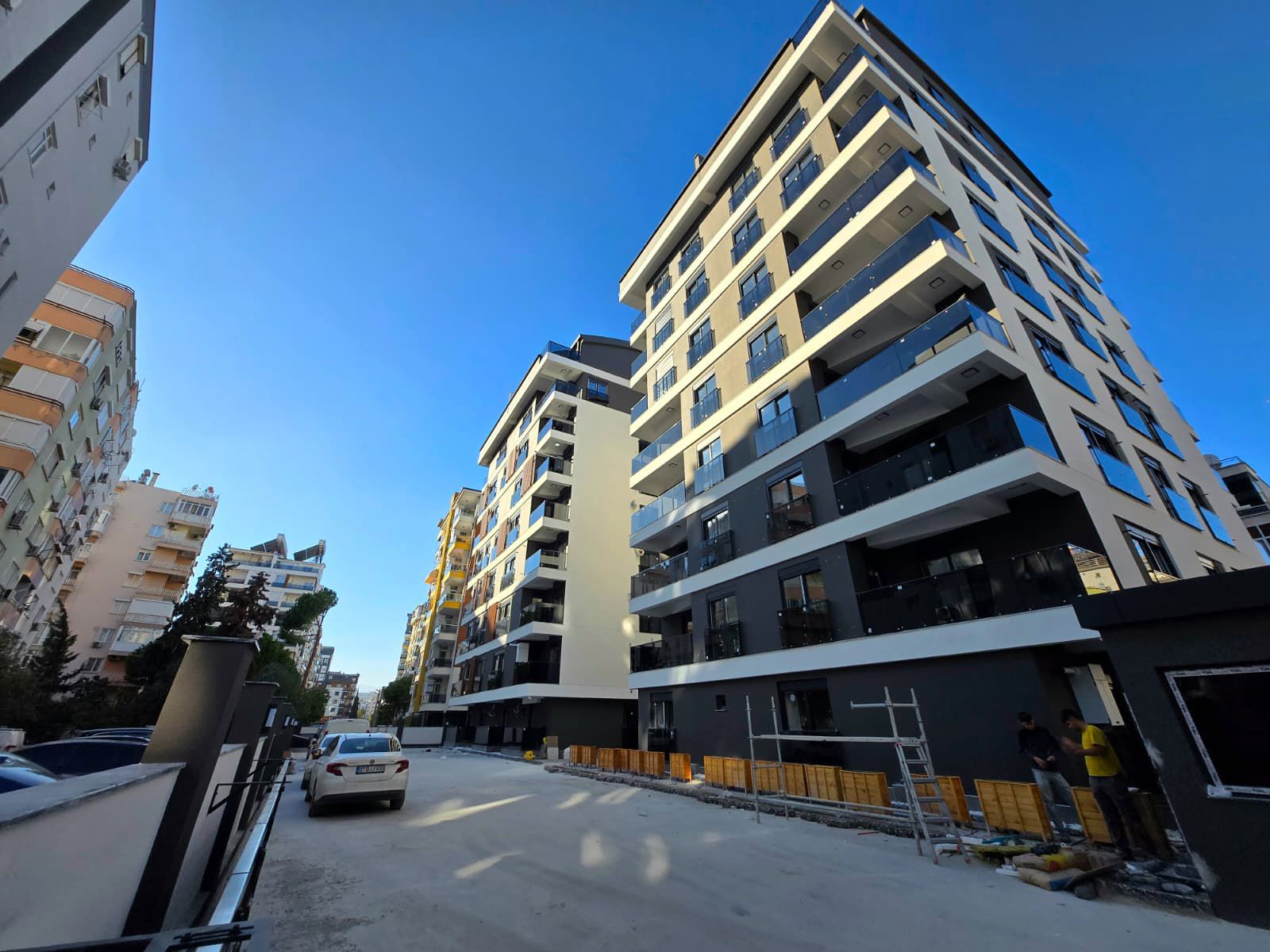 MURATPAŞA VARLIK MAHALLESİ'NDE 4+1 DUBLEX SATILIK DAİRE