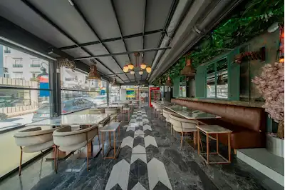 ALTINKUM'DA DEVREN KİRALIK  KORE RESTORANI 