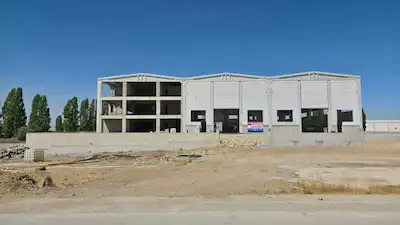 GÜZELHİSAR 2900 M2 KAPALI 3200 M2 AÇIK ALANLI FIRSAT FABRİKA
