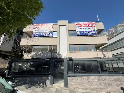 GOP REŞİT GALİP CADDESİ 610M2 ARSA ÜZERİ 2000M2 KOMPLE BİNA