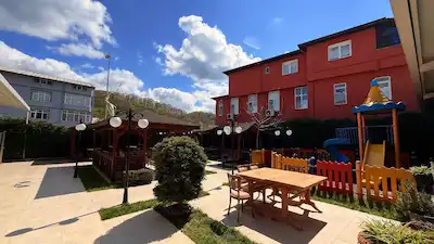 DEVREN KIRALIK 1050 M² RESTORAN
