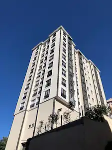 HALİÇ EVLERİ SİTESİ'NDE MANZARALI 2+1 SATILIK DAİRE .