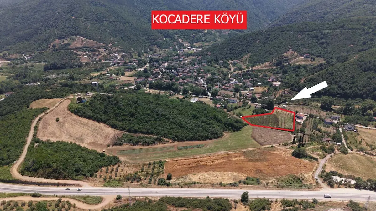 REMAX ŞEHİR'DEN ÇINARCIK KOCADERE KÖYÜ'NDE SATILIK ARSA