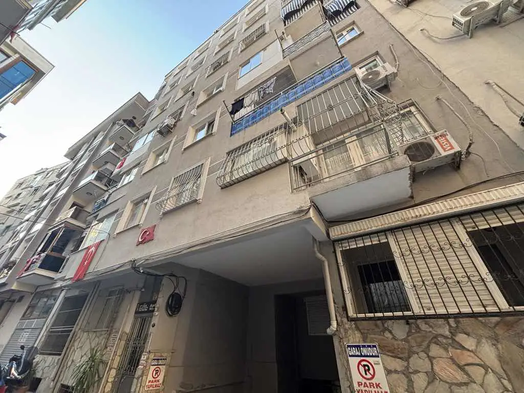 38 HASTANE VE SEVGİ YOLU YAKINI DENİZ MANZARALI AYDINLIK  3+1 KİRALIK DAİRE